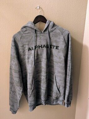 Alphalete Men's Gray Camouflage Zip-Up Hoodie